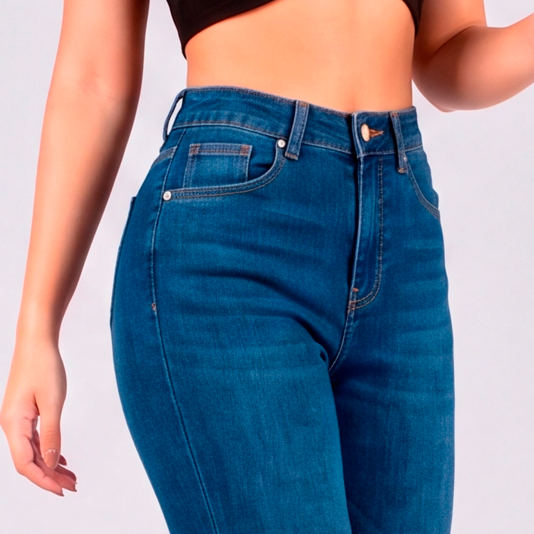 Jeans Mom Flare Tiro Alto