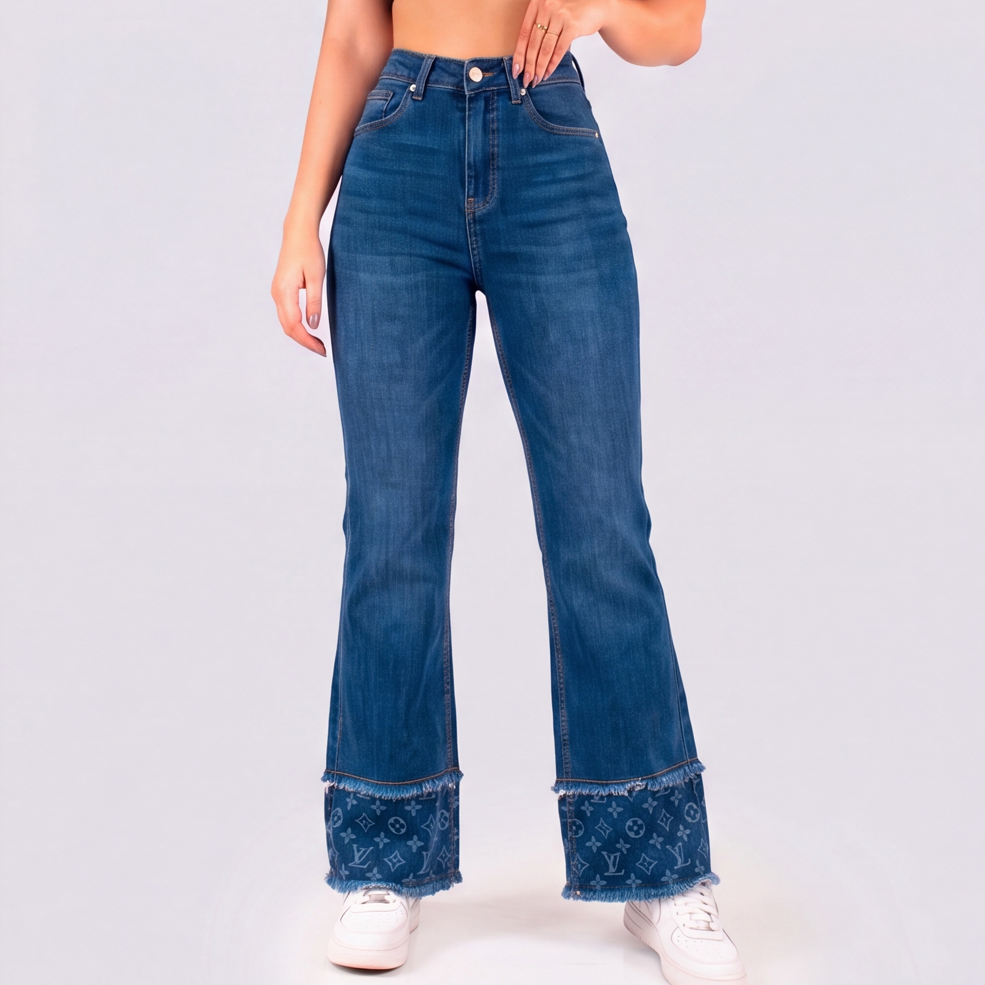 Jeans Mom Flare Tiro Alto